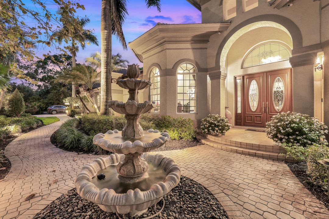 12099 Collier's Reserve Dr, Naples, FL 34110