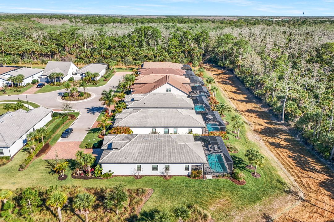 9772 Willet Ct, Naples, FL 34120