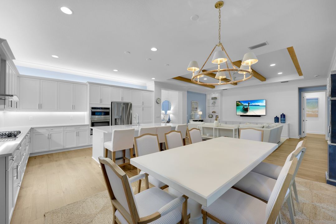 12338 Lavender Ave, Naples, FL 34120