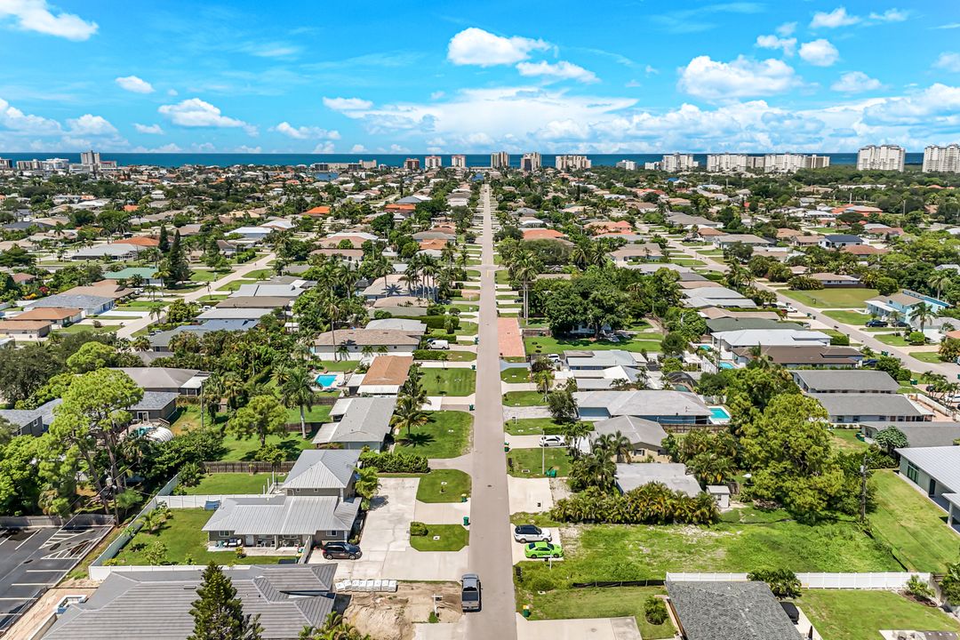 743 108th Ave N, Naples, FL 34108