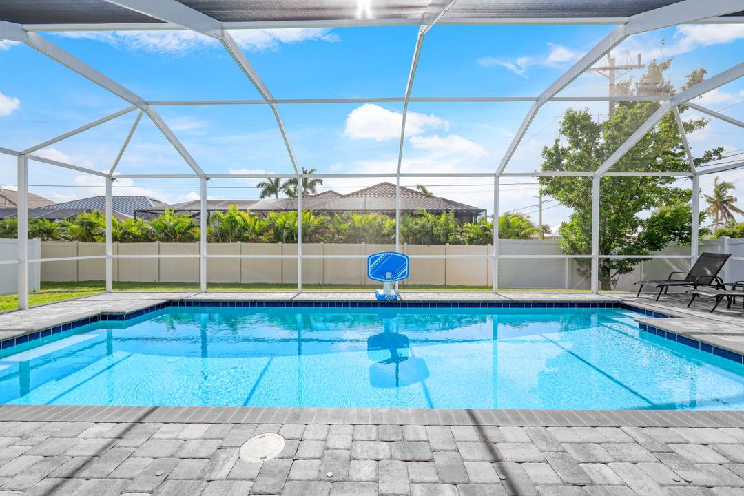 4800 SW 23rd Ave, Cape Coral, FL 33914