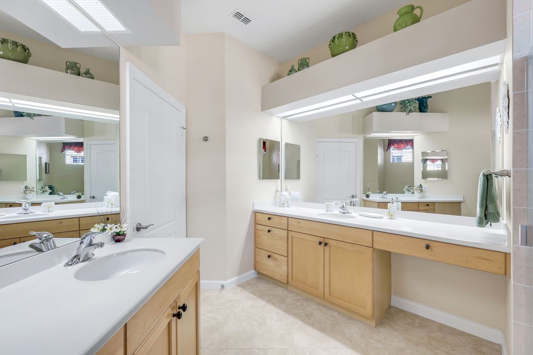 8532 Via Lungomare Cir #202, Estero, FL 33928