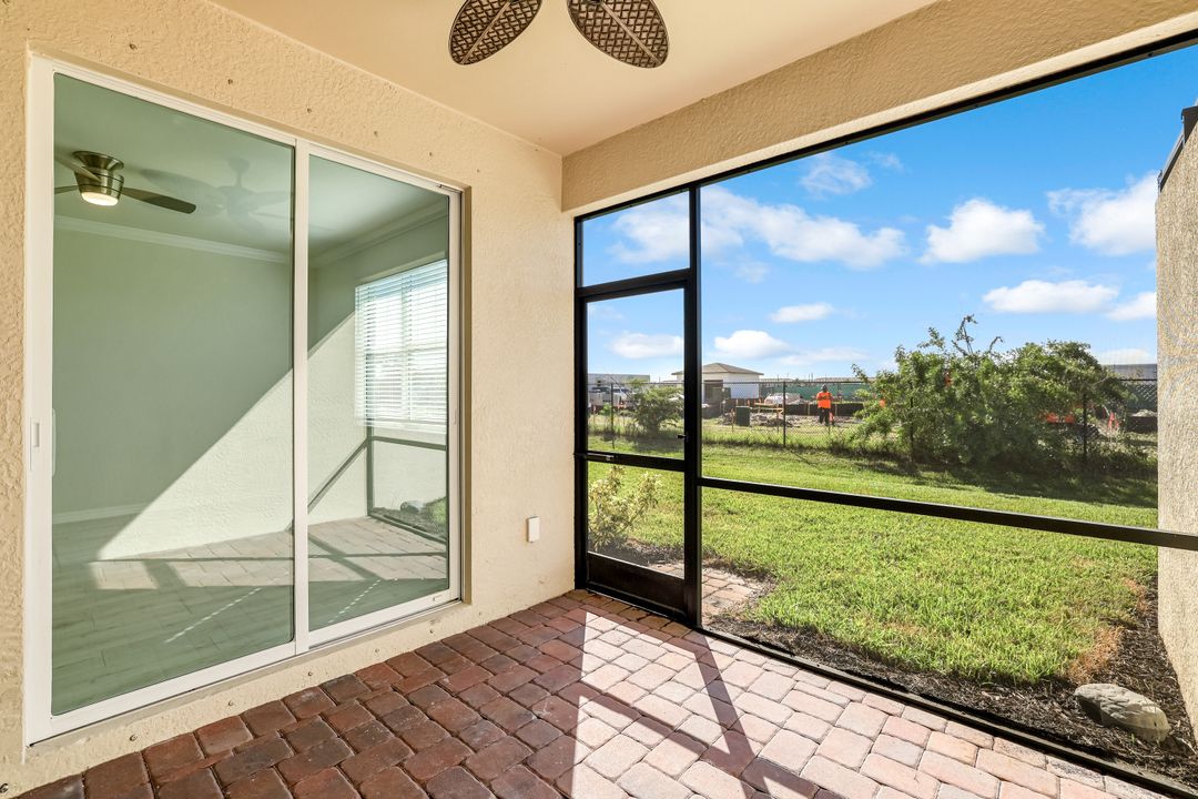 1750 Alameda Dr, Naples, FL 34120