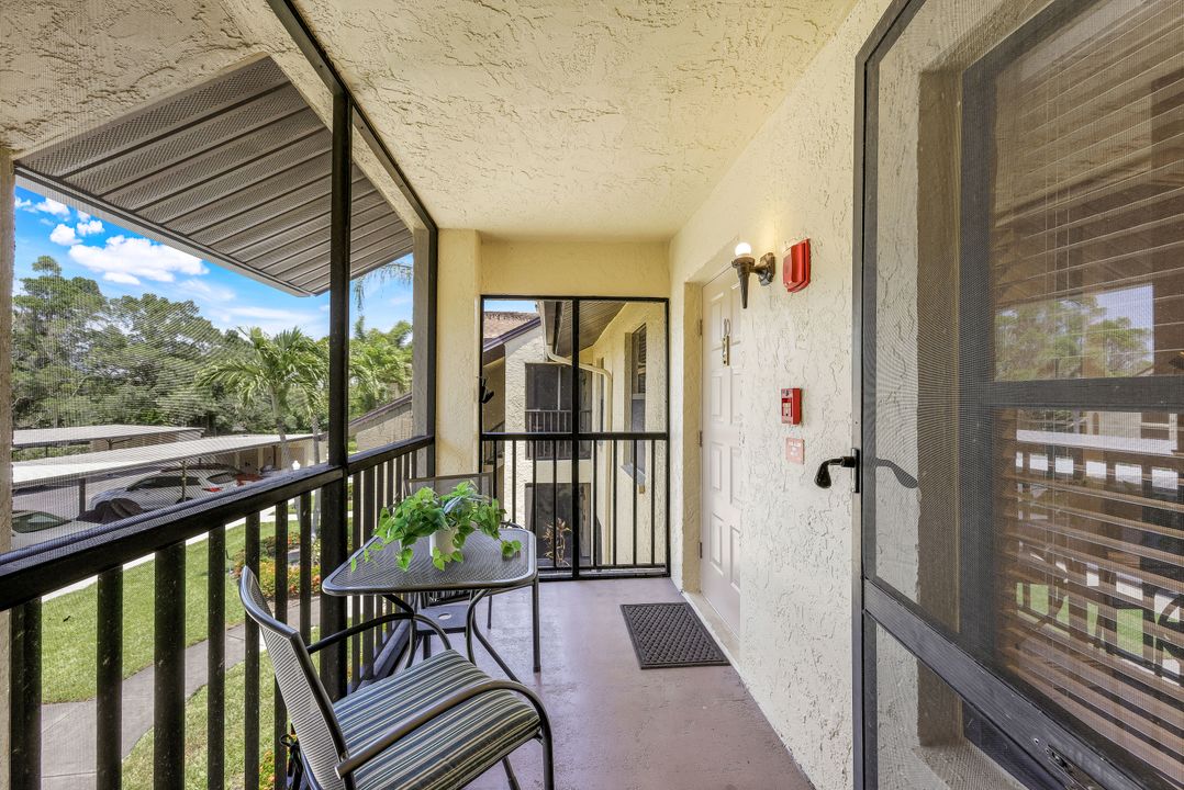 8336 Charter Club Cir #10, Fort Myers, FL 33919