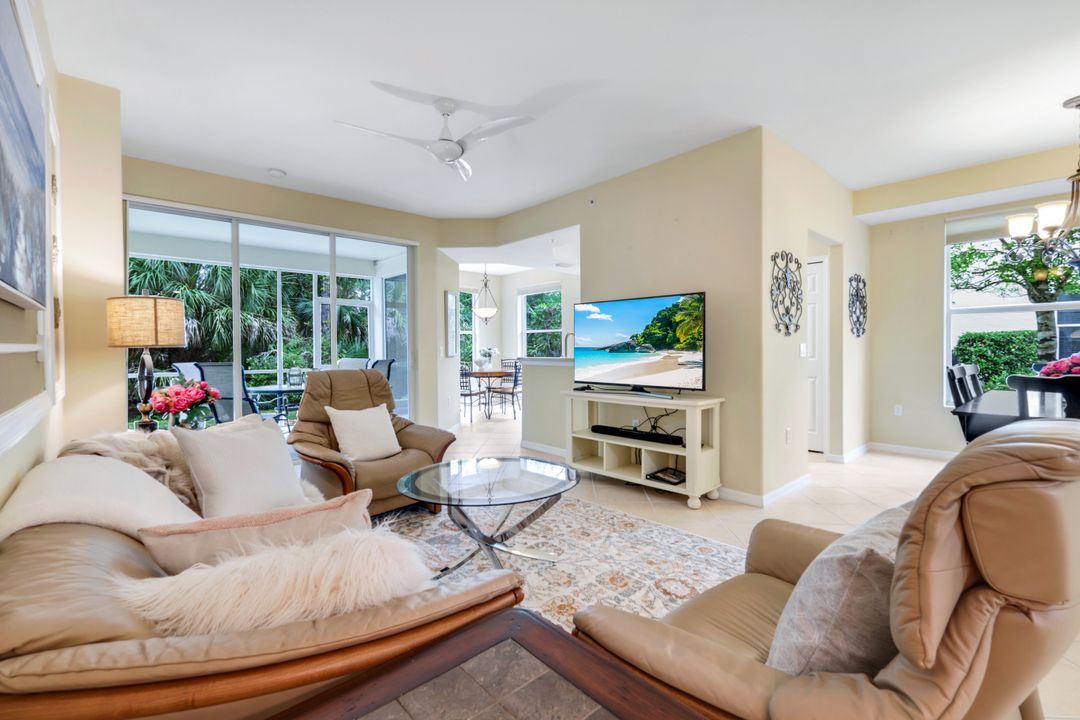 1445 Tiffany Ln #202, Naples, FL 34105