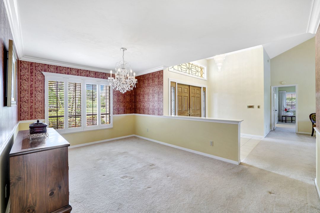 2007 Duke Dr, Naples, FL 34110