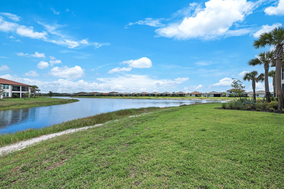 12003 Hawthorn Lake Dr  #101, Fort Myers, FL 33913