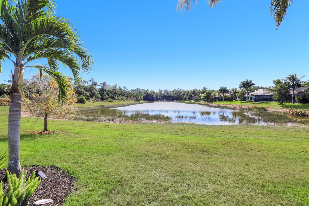 2302 Grenadines Way, Naples, FL