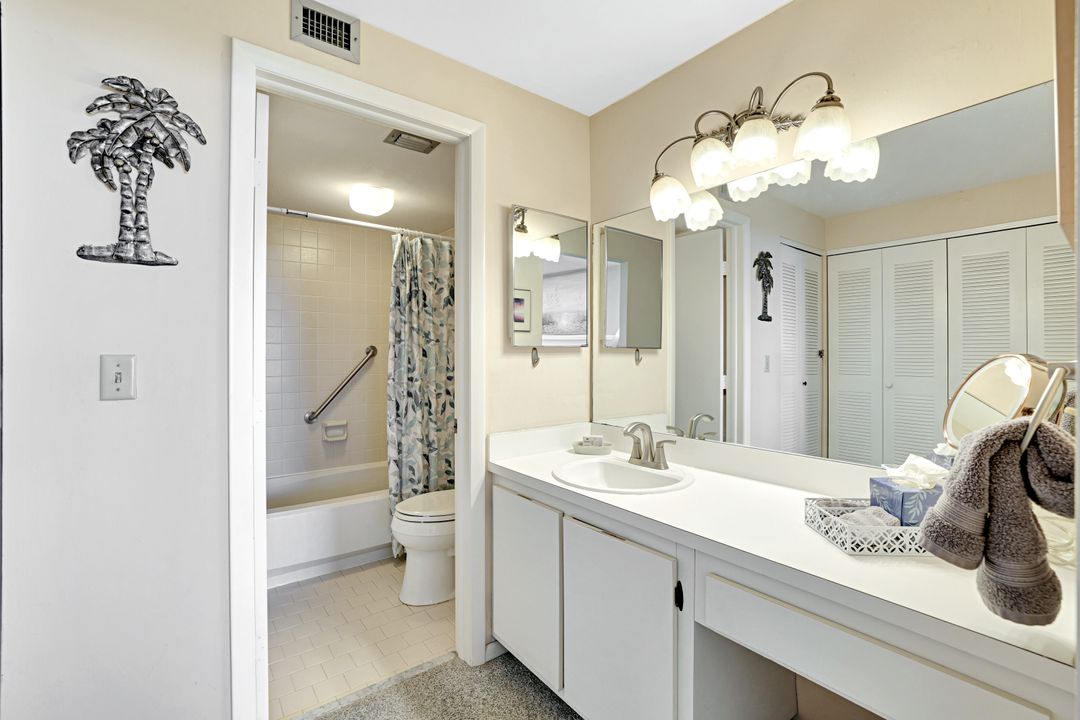 440 Seaview Ct #1012, Marco Island, FL 34145