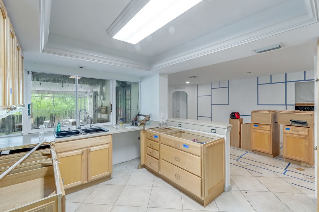 17451 Oak Creek Rd, Alva, FL 33920