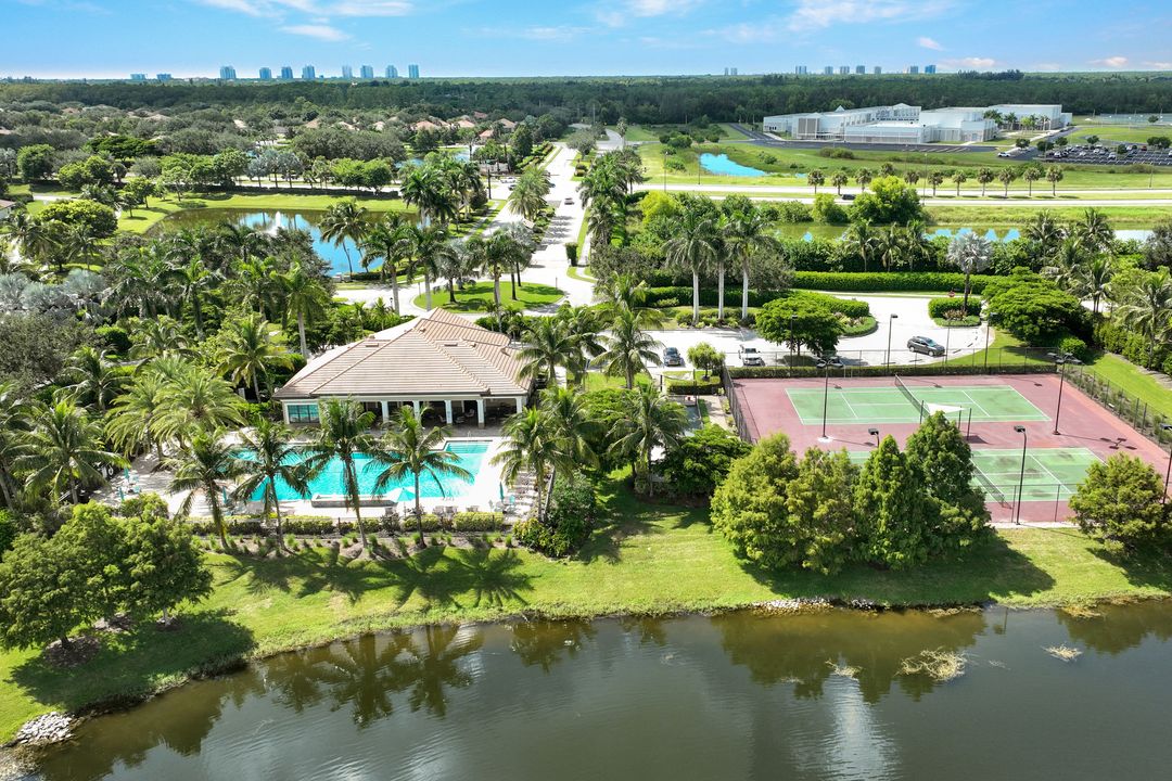 26189 Palace Ln #102, Bonita Springs, FL 34135