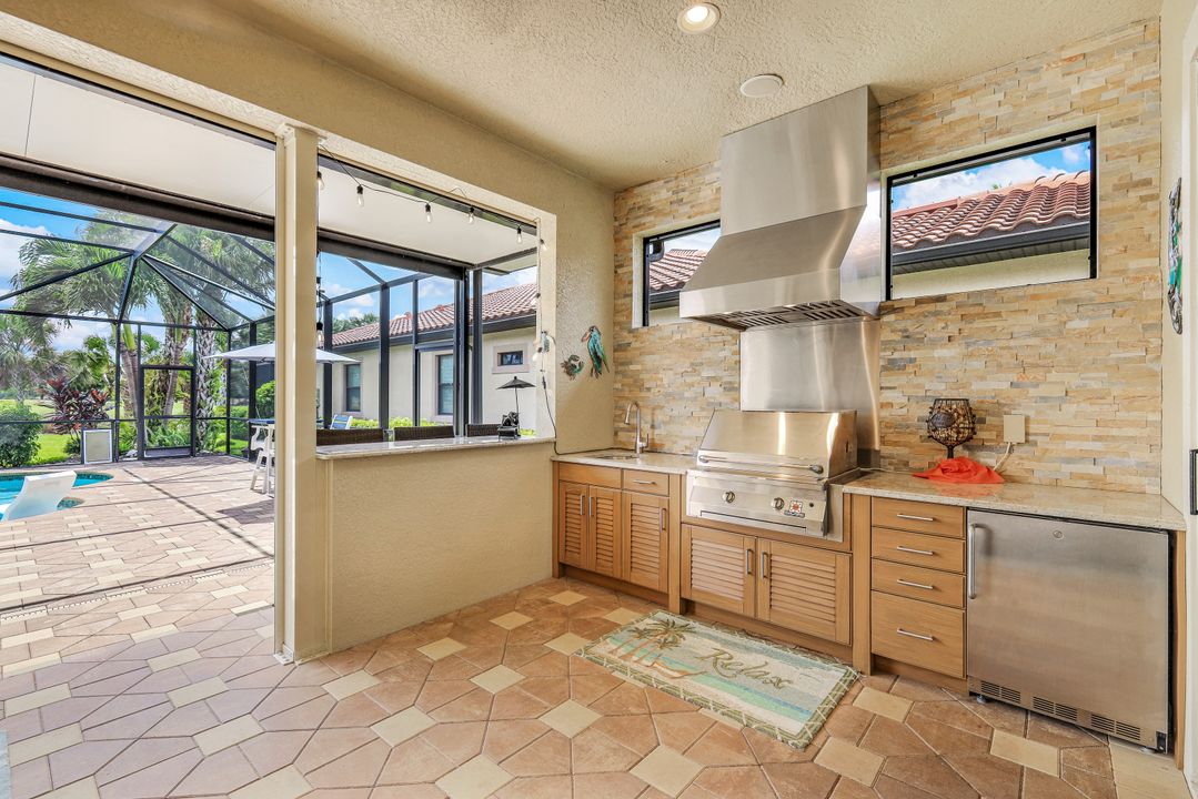 10263 Porto Romano Drive, Miromar Lakes, FL 33913