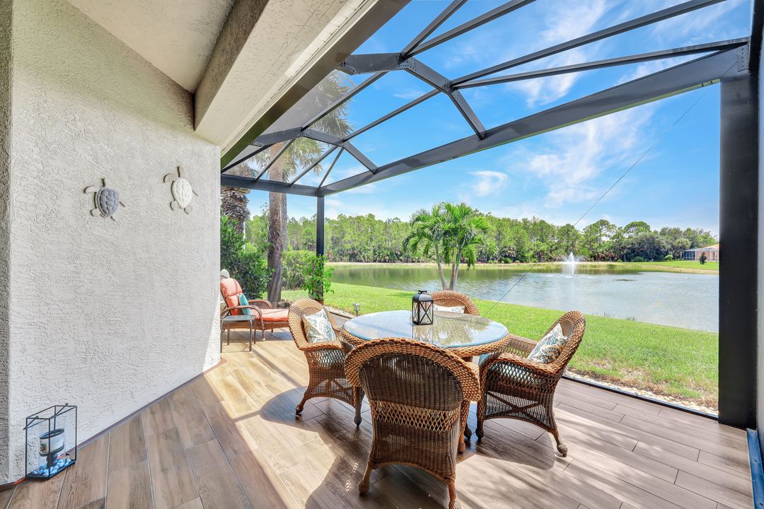 6006 Highwood Park Ln, Naples, FL 34110