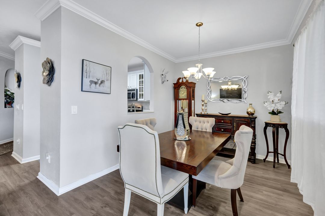 7009 Romana Way, Naples, FL 34119