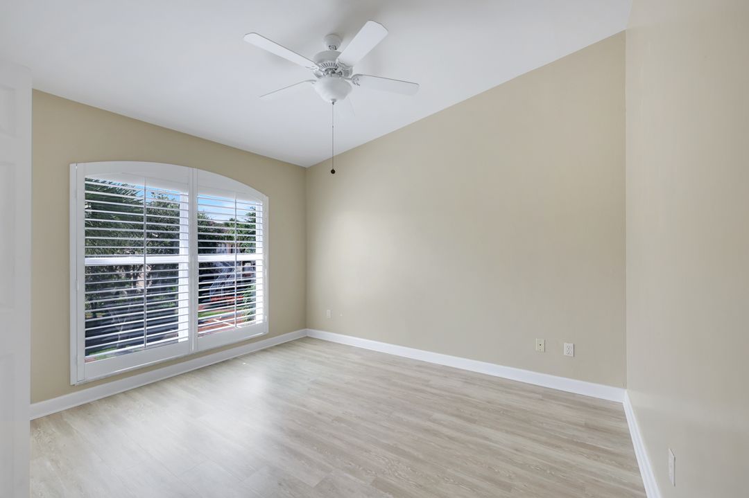 2055 Cascades Dr #6, Naples, FL 34112