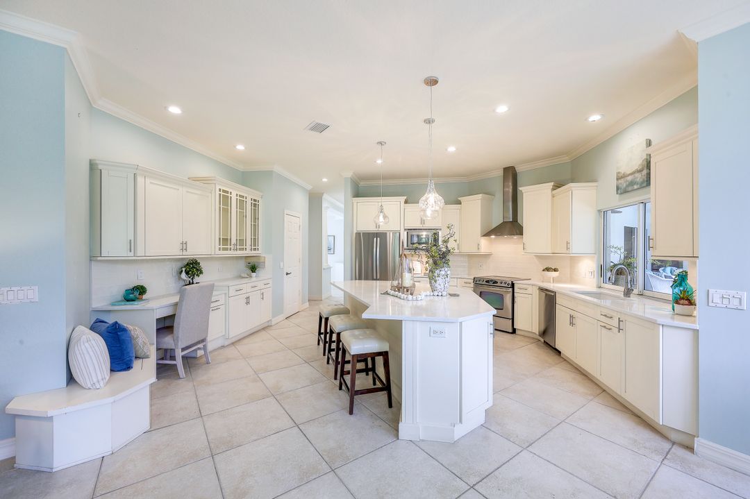 3780 Catbrier Ct, Bonita Springs, FL 34134