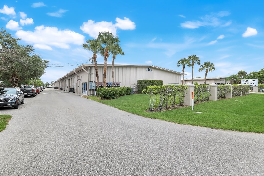 3435 Enterprise Ave #3-4, Naples, FL 34104