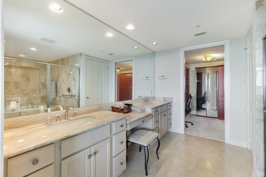 275 Indies Way #1001, Naples, FL 34110