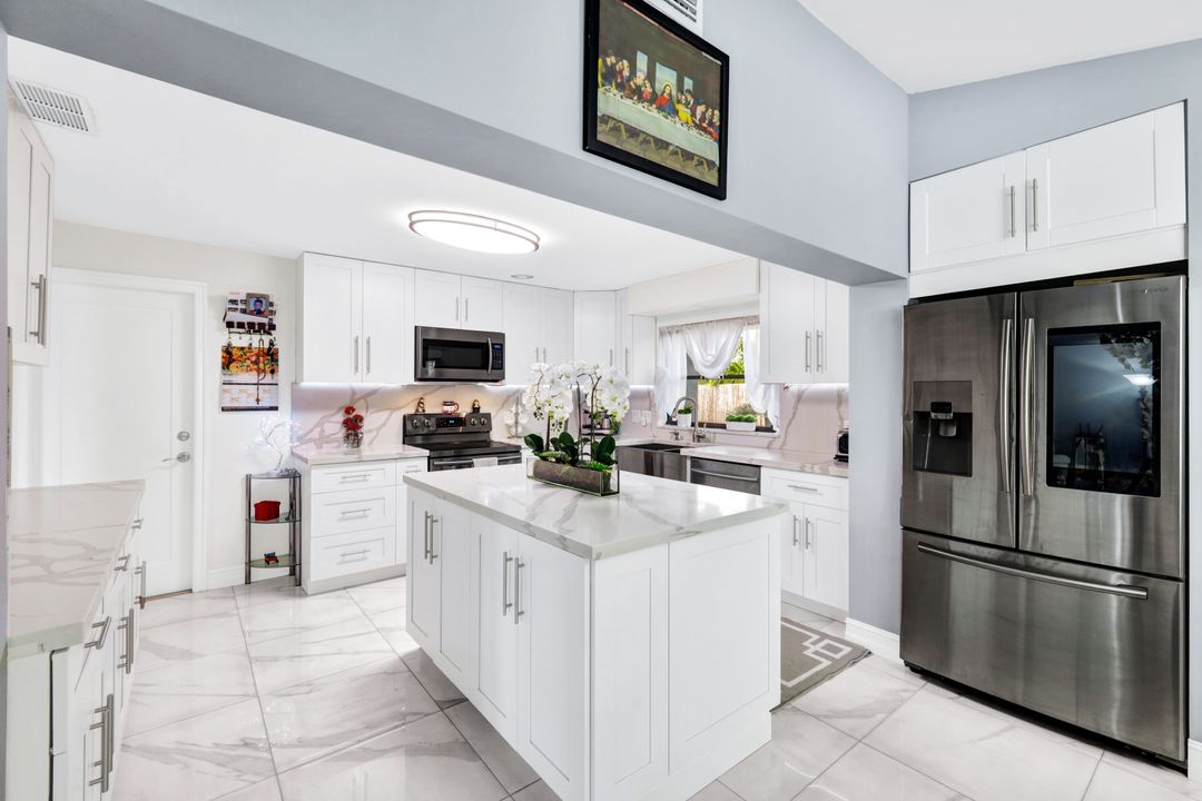 1709 SE 44th Terrace, Cape Coral, FL 33904