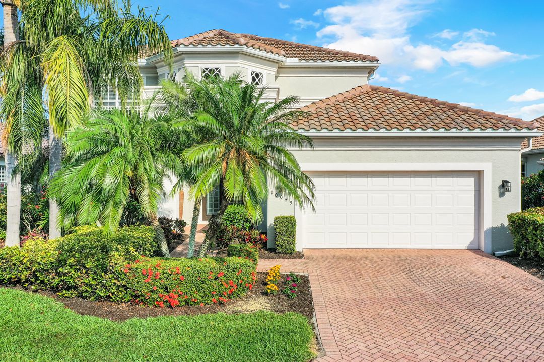 10049 St Moritz Dr, Miromar Lakes, FL 33913