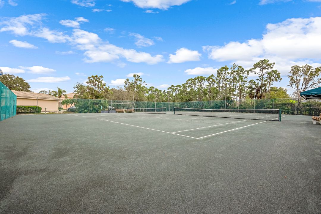 545 Lake Louise Cir #104, Naples, FL 34110