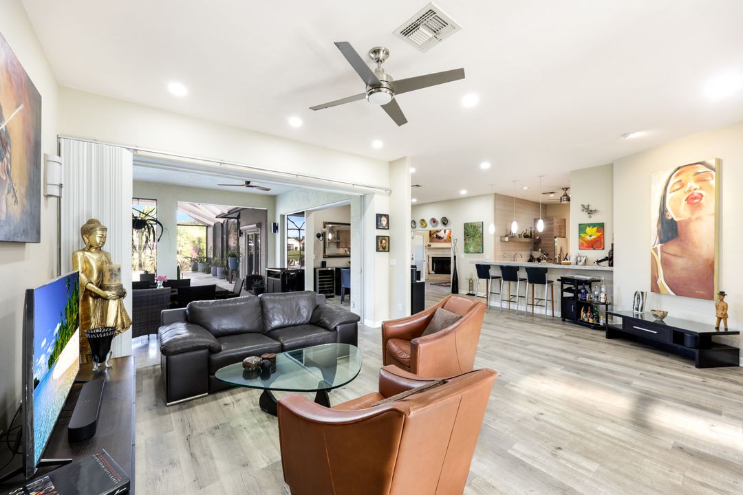 11481 Kestrel Ct, Naples, FL 34119