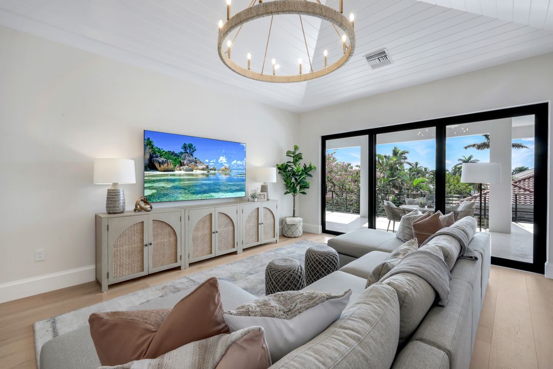 448 Devils Ln, Naples, FL 34103