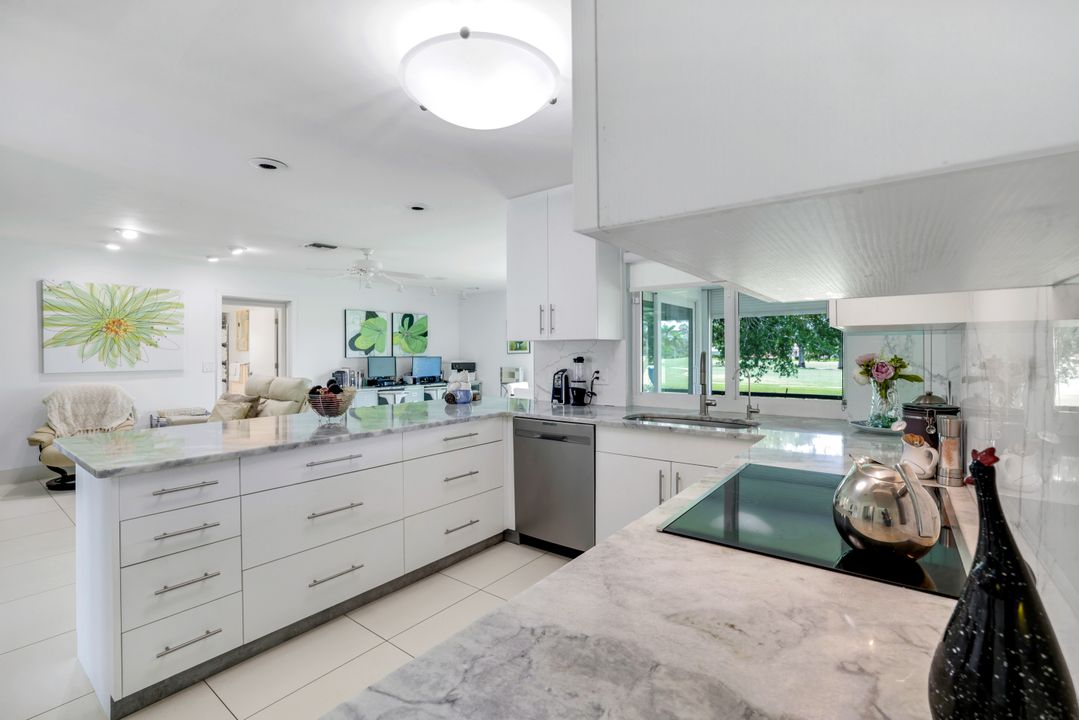 584 Nassau Rd, Marco Island, FL 34145