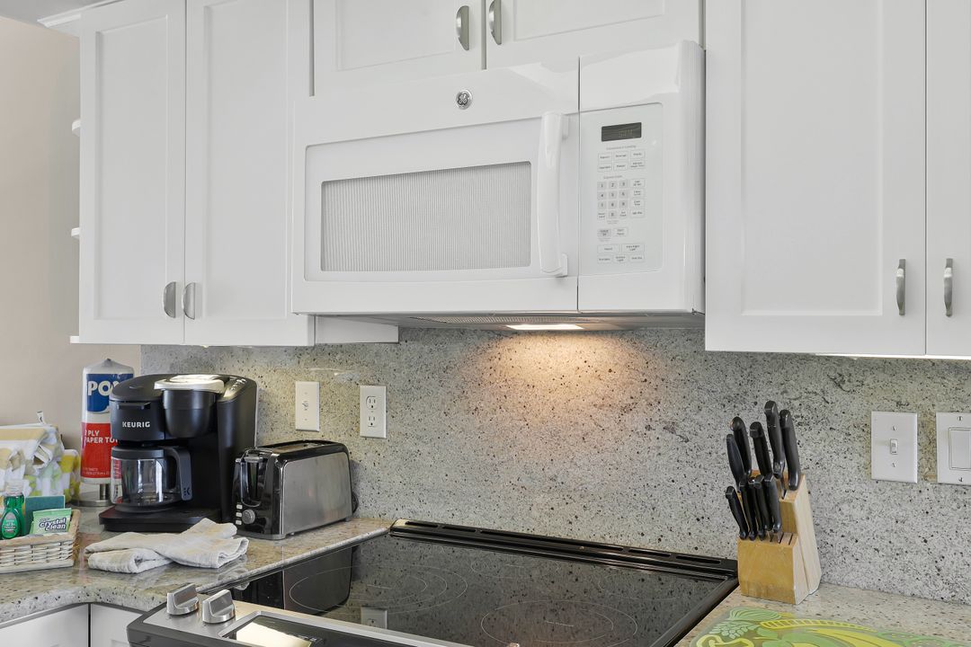 1440 Middle Gulf Dr #2F, Sanibel, FL 33957