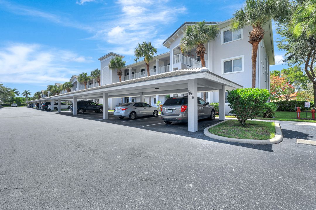 7835 Regal Heron Cir #305, Naples, FL 34104