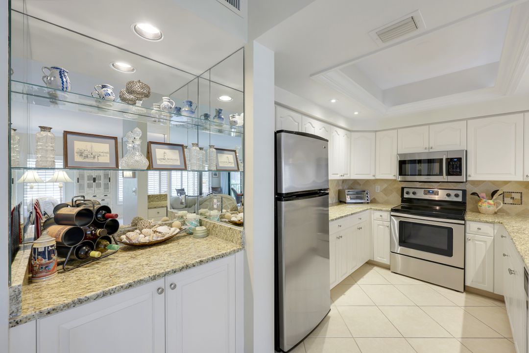 6770 Pelican Bay Blvd #225, Naples, FL 34108