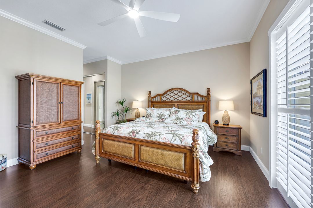 5291 Hawkesbury Way, Naples, FL 34119