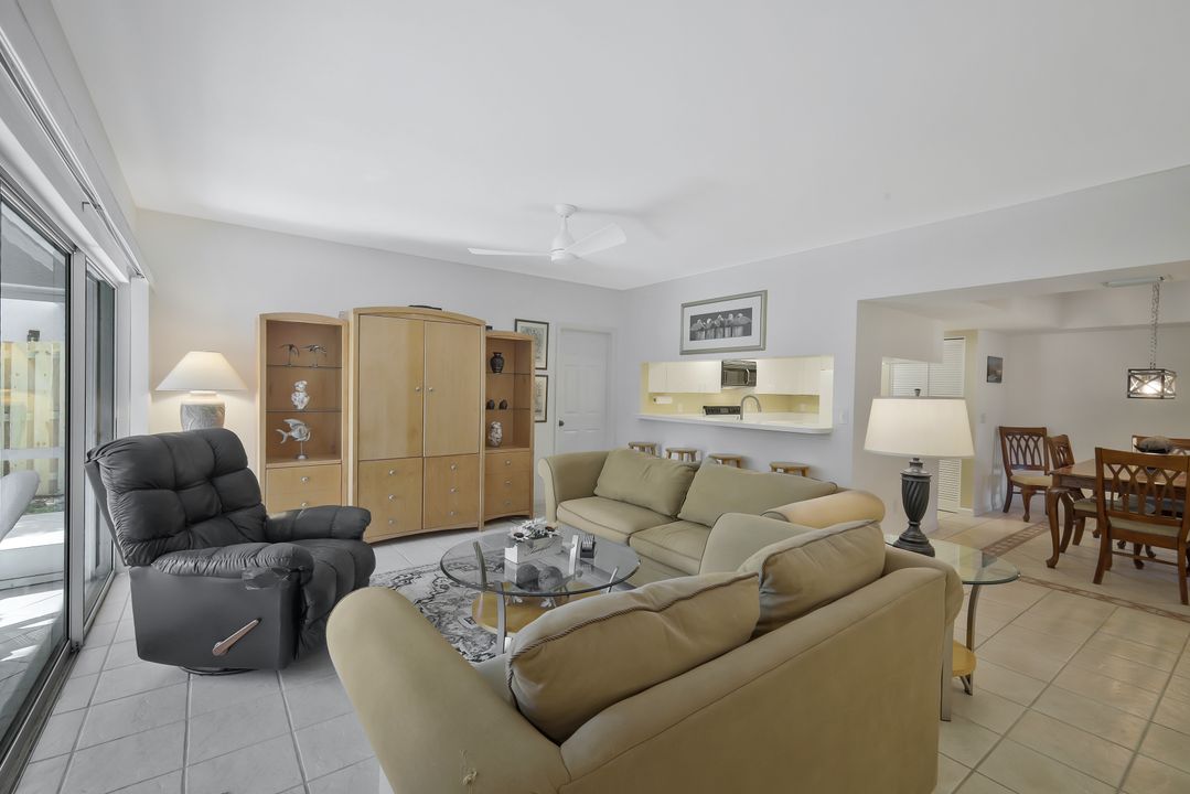 4121 Lake Forest Dr #711, Bonita Springs, FL 34134