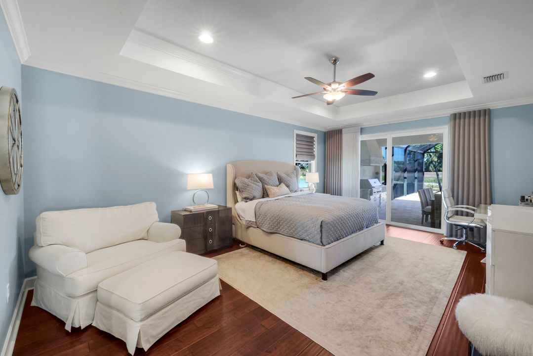 9238 Ores Cir, Naples, FL 34120