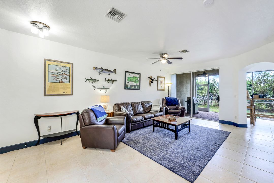 9683 Roundstone Cir, Fort Myers, FL 33967