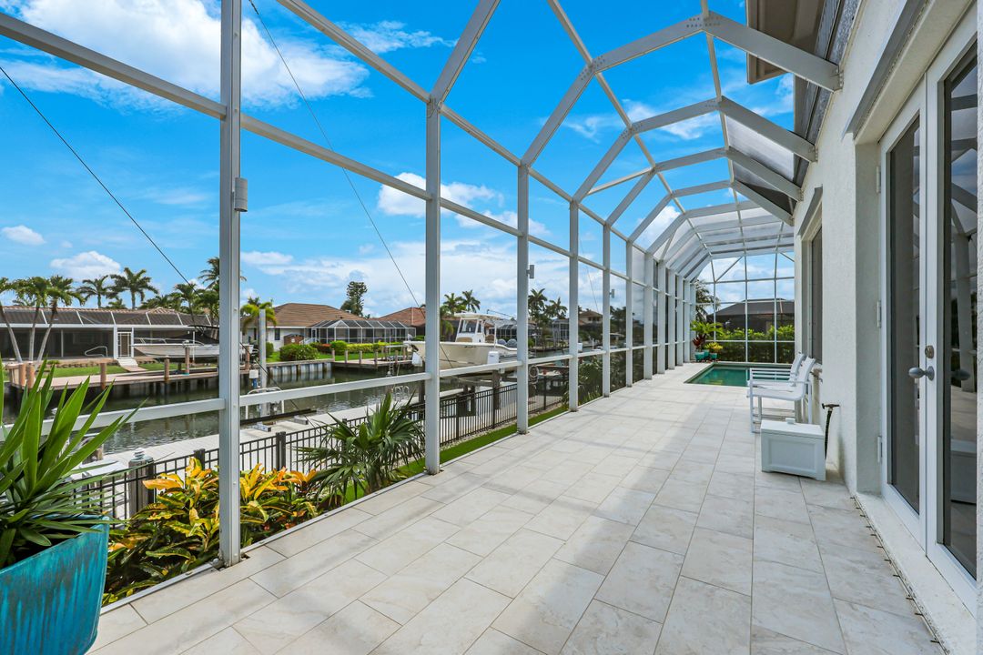 1148 Lamplighter Ct, Marco Island, FL 34145