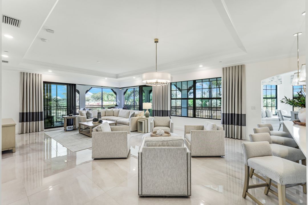 16347 Viansa Wy #202, Naples, FL 34110