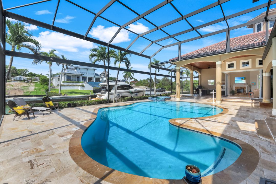 1658 McIlvaine Ct, Marco Island, FL 34145