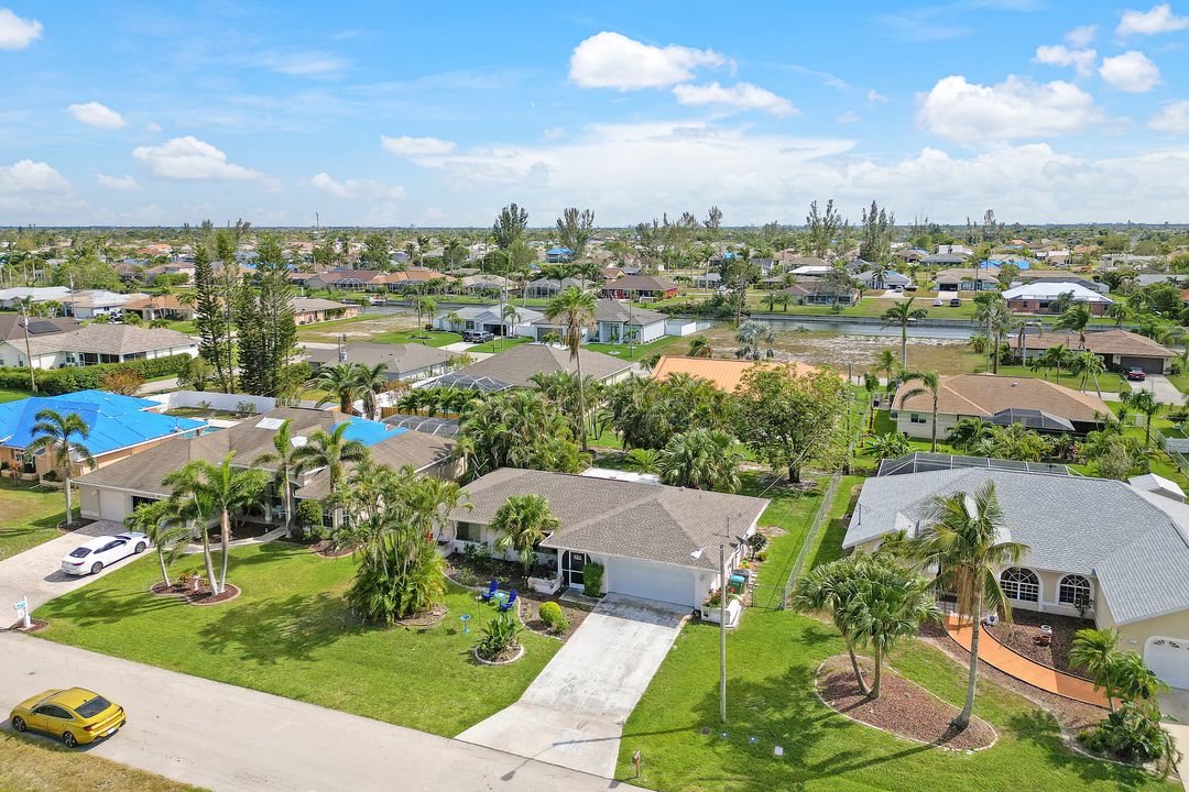 210 SE 19th Ln, Cape Coral, FL 33990
