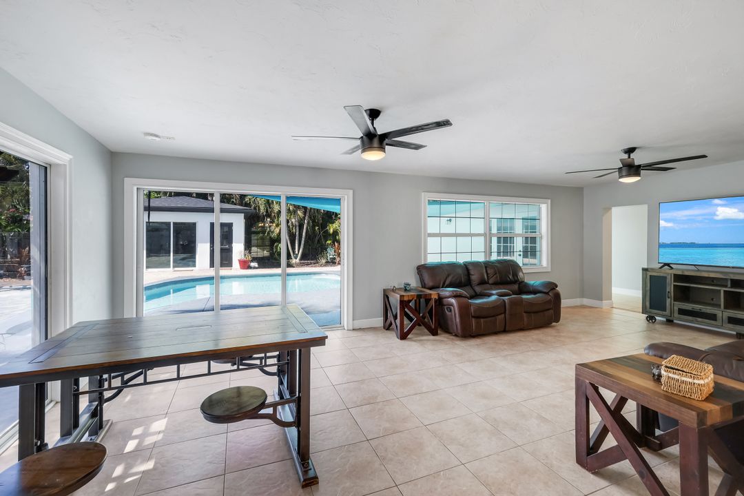 8327 Riviera Ave, Fort Myers, FL 33919