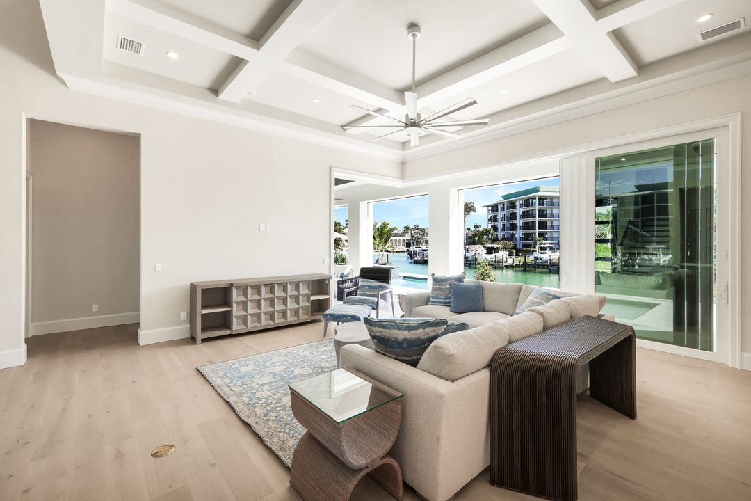 888 Banyan Ct, Marco Island, FL 34145