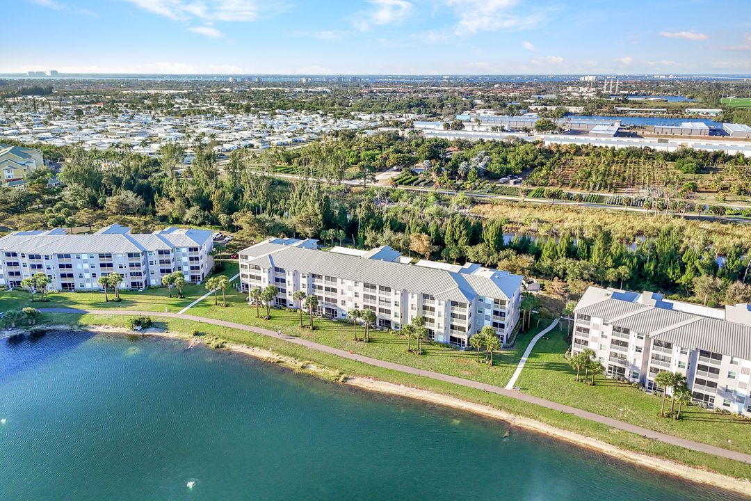 16655 Lake Cir Dr #837, Fort Myers, FL 33908