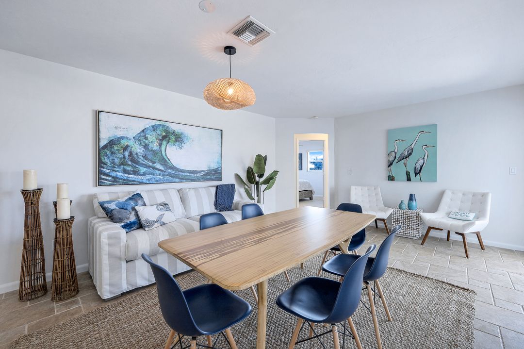 819 Perrine Ct, Marco Island, FL 34145