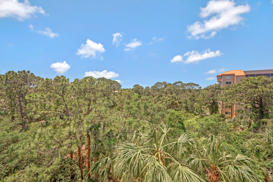 15161 Cedarwood Ln #503, Naples, FL 34110