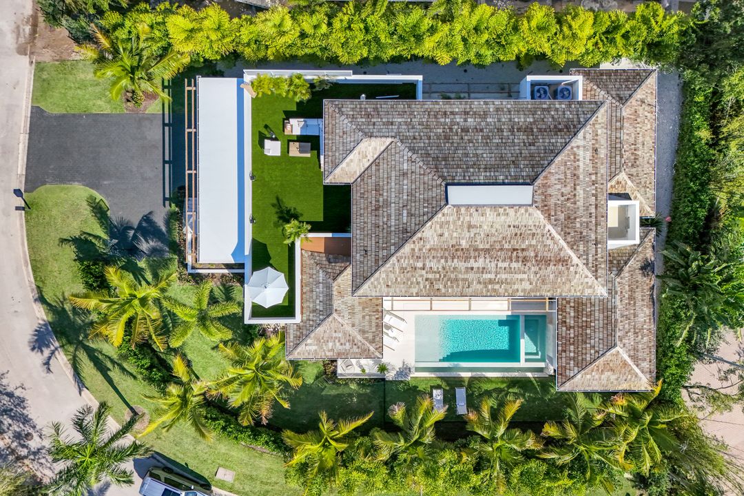 14 Sabre Ln, Naples, FL 34102