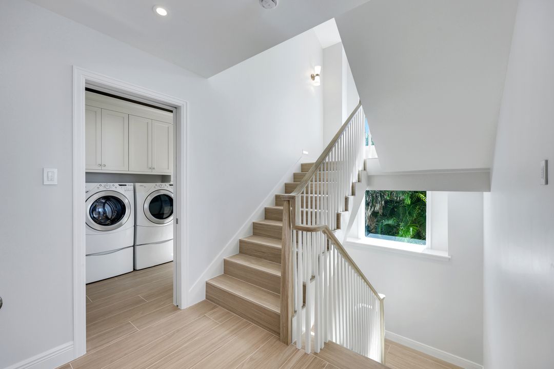 4265 W Gulf Dr, Sanibel, FL 33957