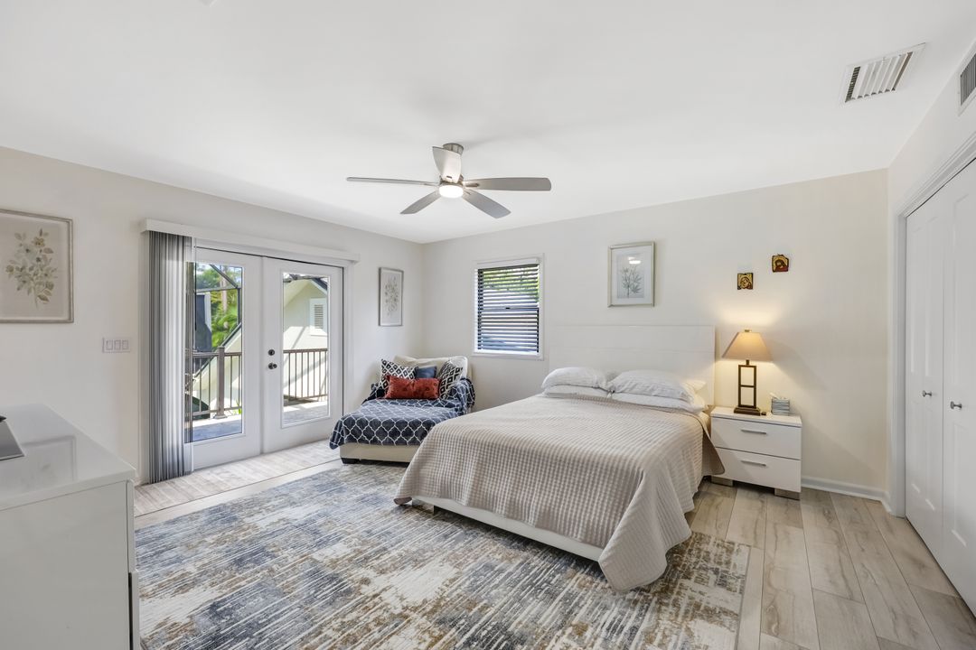 2061 Santa Barbara Blvd, Naples, FL 34116
