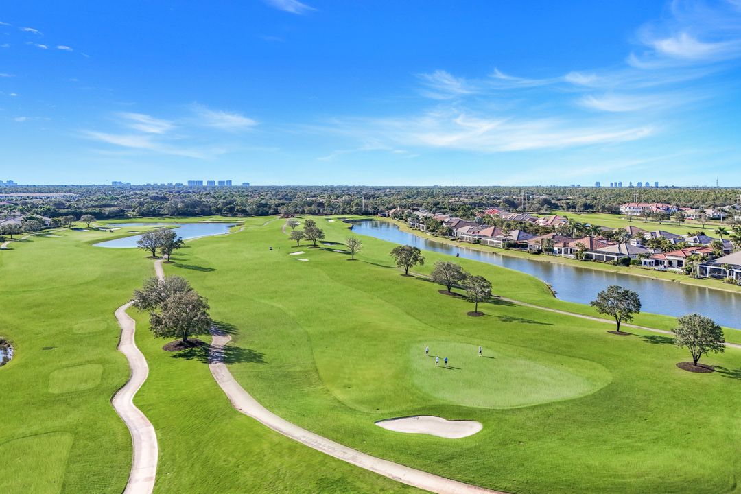 16320 Corsica Way #202, Naples, FL 34110