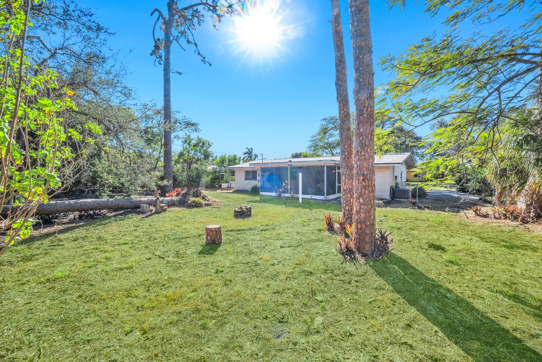 8760 Dartmouth St, Fort Myers, FL 33907