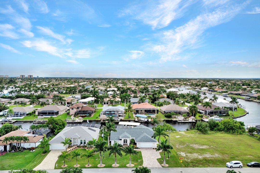 2310 SW 43rd Terrace, Cape Coral, FL 33914